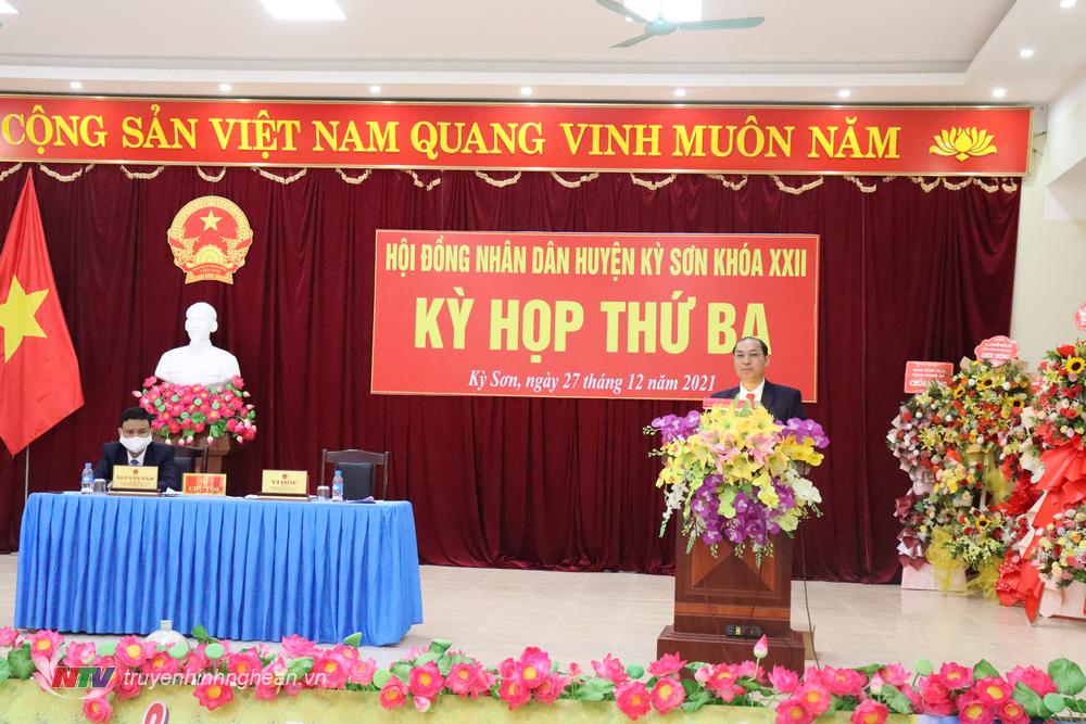 dc_vi_hoe-tuv_bi_thu_hu_chu_tich_hdnd_phat_bieu_y_kien_20211227190314.jpg