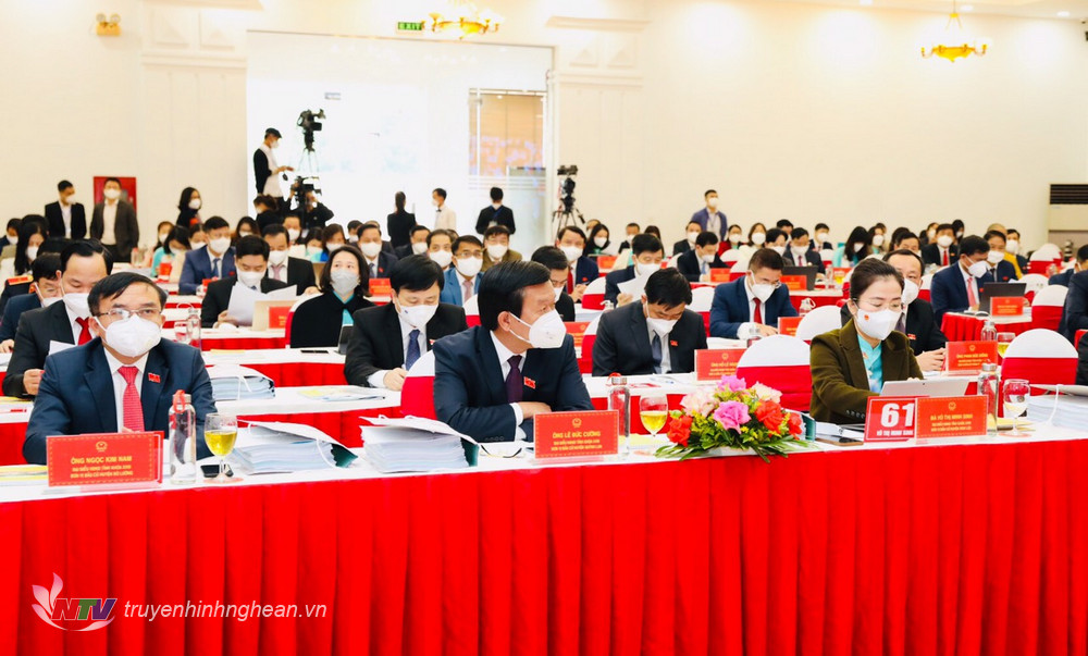 hoi_dong_-_dai_bieu_1_20211207074847.jpg