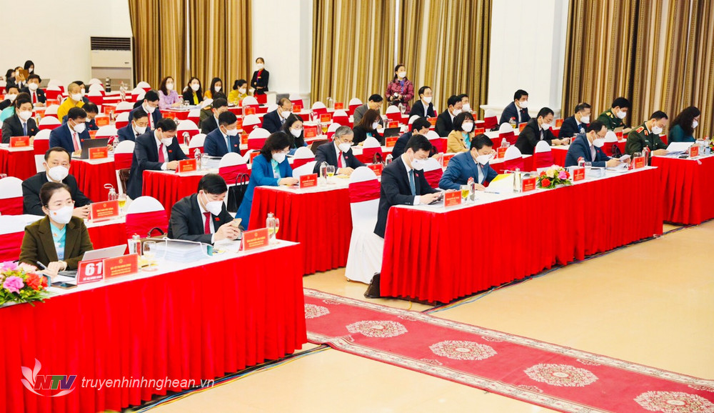 hoi_dong_-_toan_canh_2_20211207101050.jpg