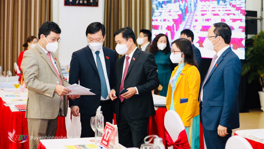 hoi_dong_20211207101132.jpg