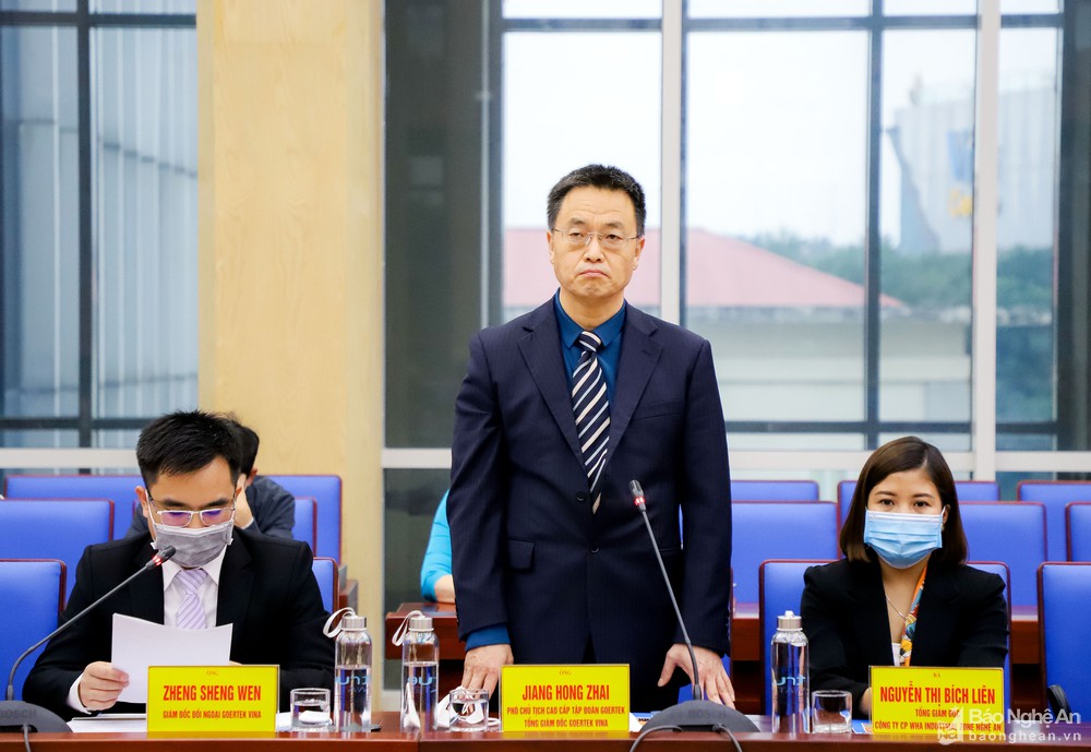 bna_giang_hong_trai8522964_1112022.jpg
