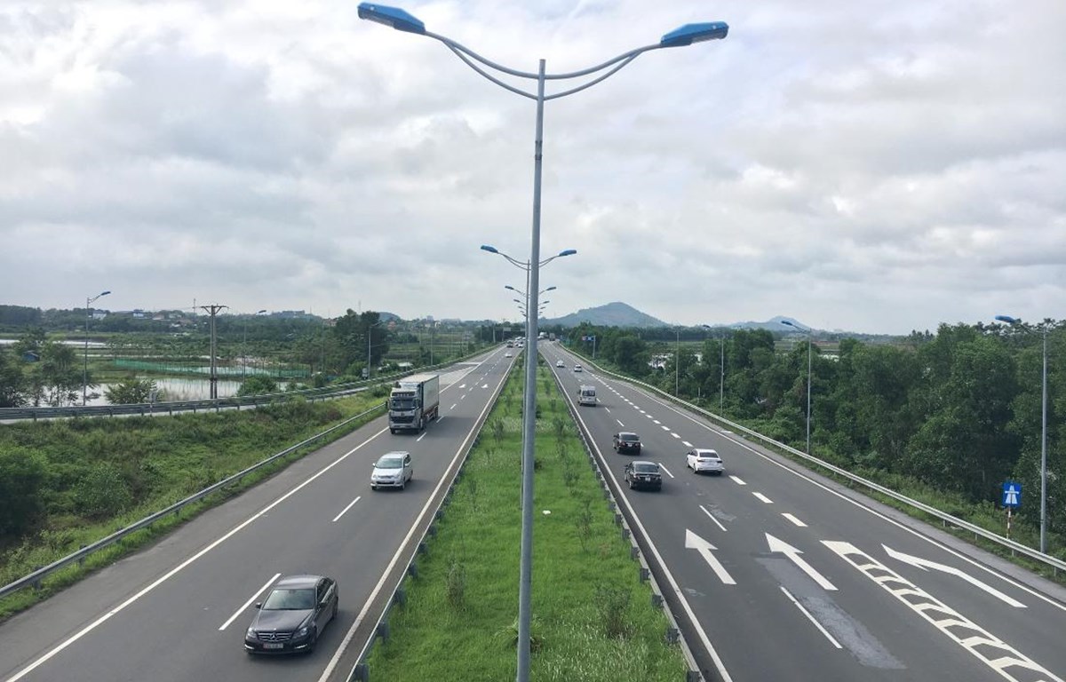 Dự án cao tốc Bắc-Nam sẽ được thu phí và nhượng quyền ra sao?