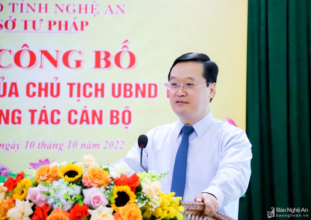 bna-chu-tich-ubnd-tinh-nguyen-duc-trung-phat-bieu-giao-nhiem-vu-cho-tan-giam-doc-so-tu-phap-2133.jpg