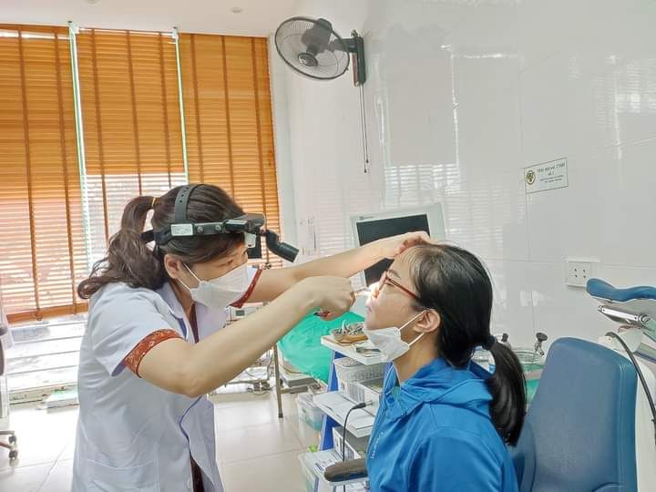tham-gia-bhyt-moi-nguoi-dan-deu-duoc-tiep-can-cac-dich-vu-cham-soc-suc-khoe-co-ban-ma-khong-phu-thuoc-vao-kha-nang-chi-tra-cua-min-mot-ca-kham-benh-tai-benh-vien-da-khoa-thanh-pho-vinh.jpg