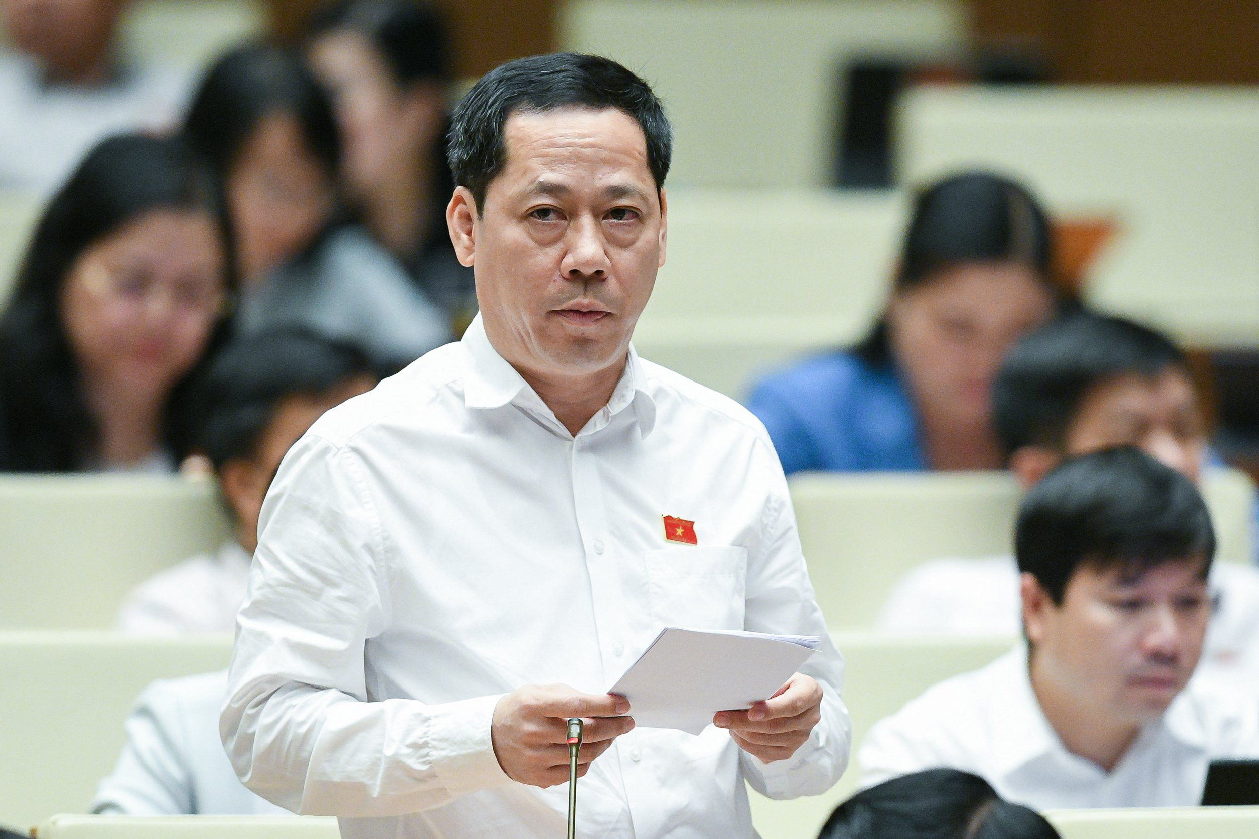 dai-bieu-tran-nhat-minh-408.jpg
