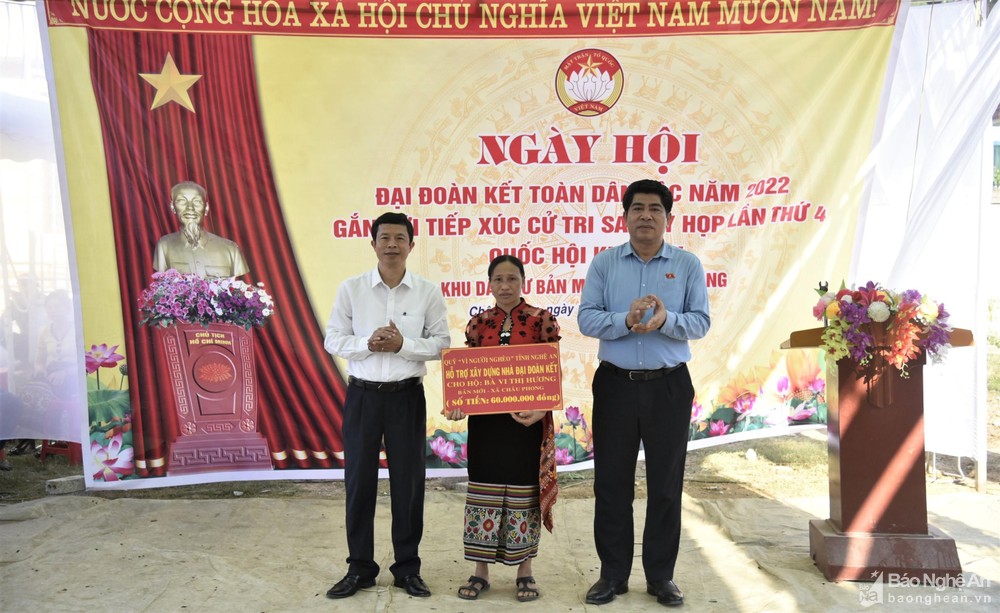 bna-tang-nha-dai-doan-ket-1102--n1.jpg