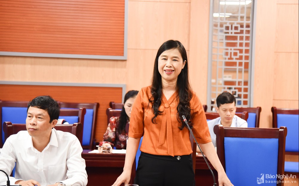 bna-chi-hoa-anh-thanh-le-3104.jpg
