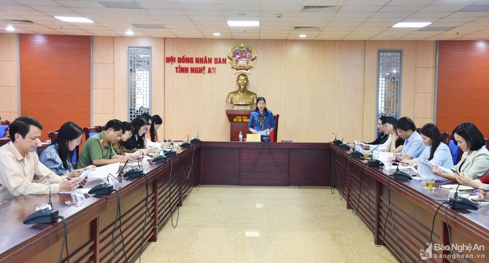 Thẩm tra báo cáo Chương trình Mục tiêu quốc gia vùng đồng bào dân tộc thiểu số và vùng miền núi