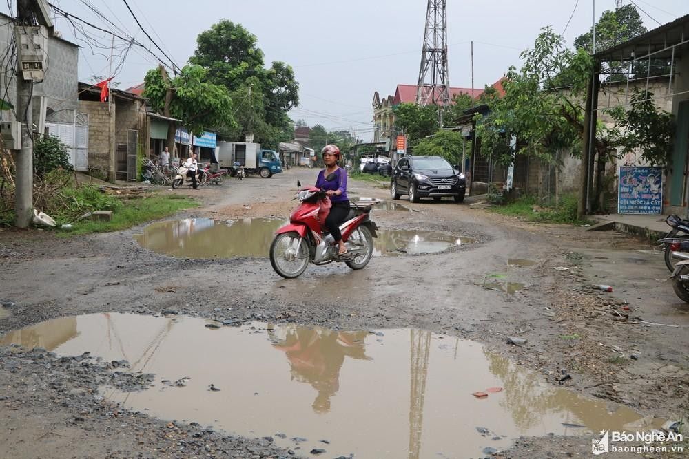 bna-duong-quoc-lo-bien-thanh-ao-sau-mua52739-14102019-4920.jpg