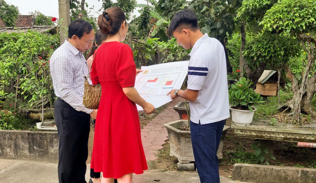 anh-1-tham-dinh-vuon-bac-trung.jpg