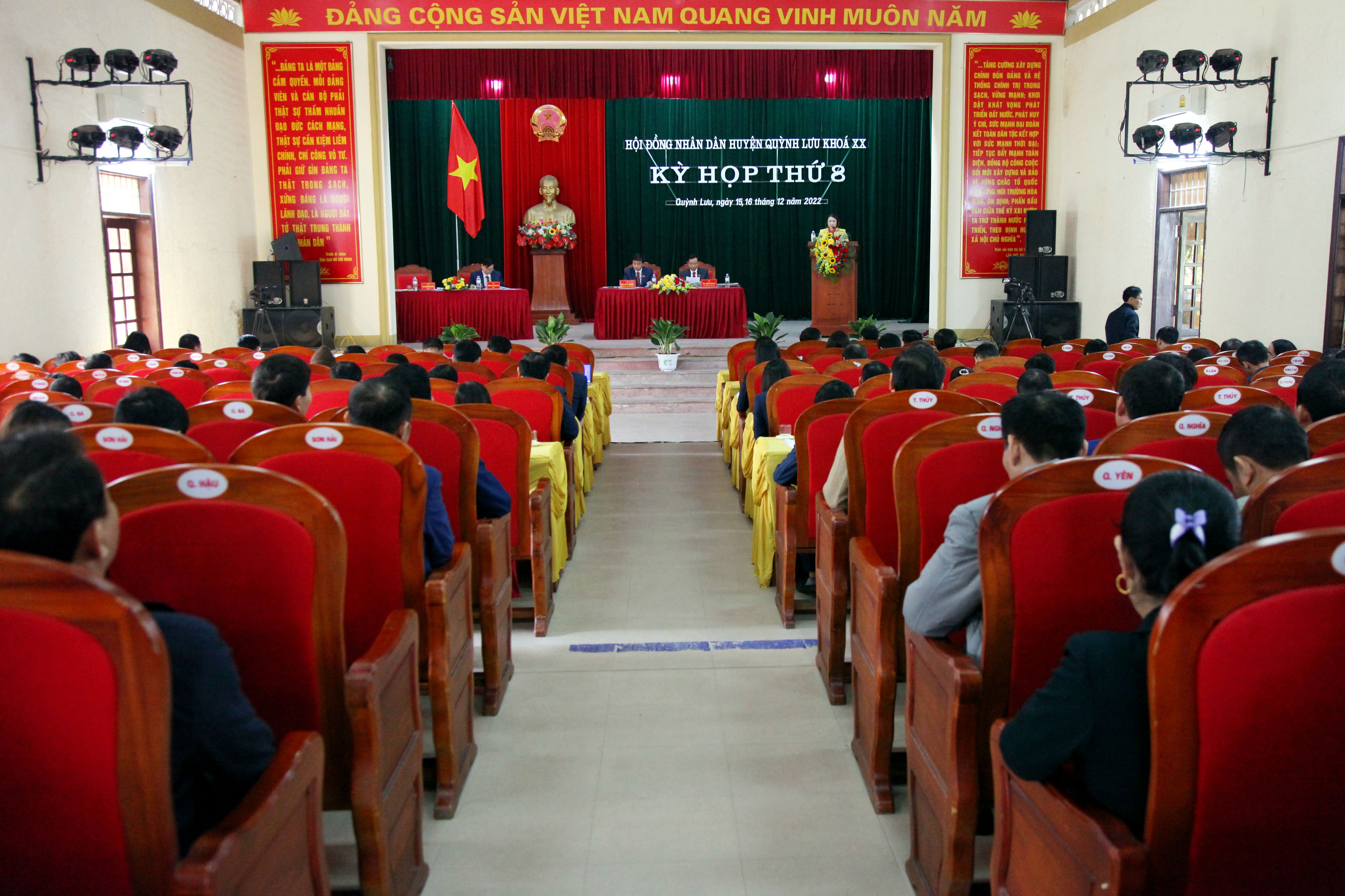 toan-canh-ky-hop-1671091366552.jpg