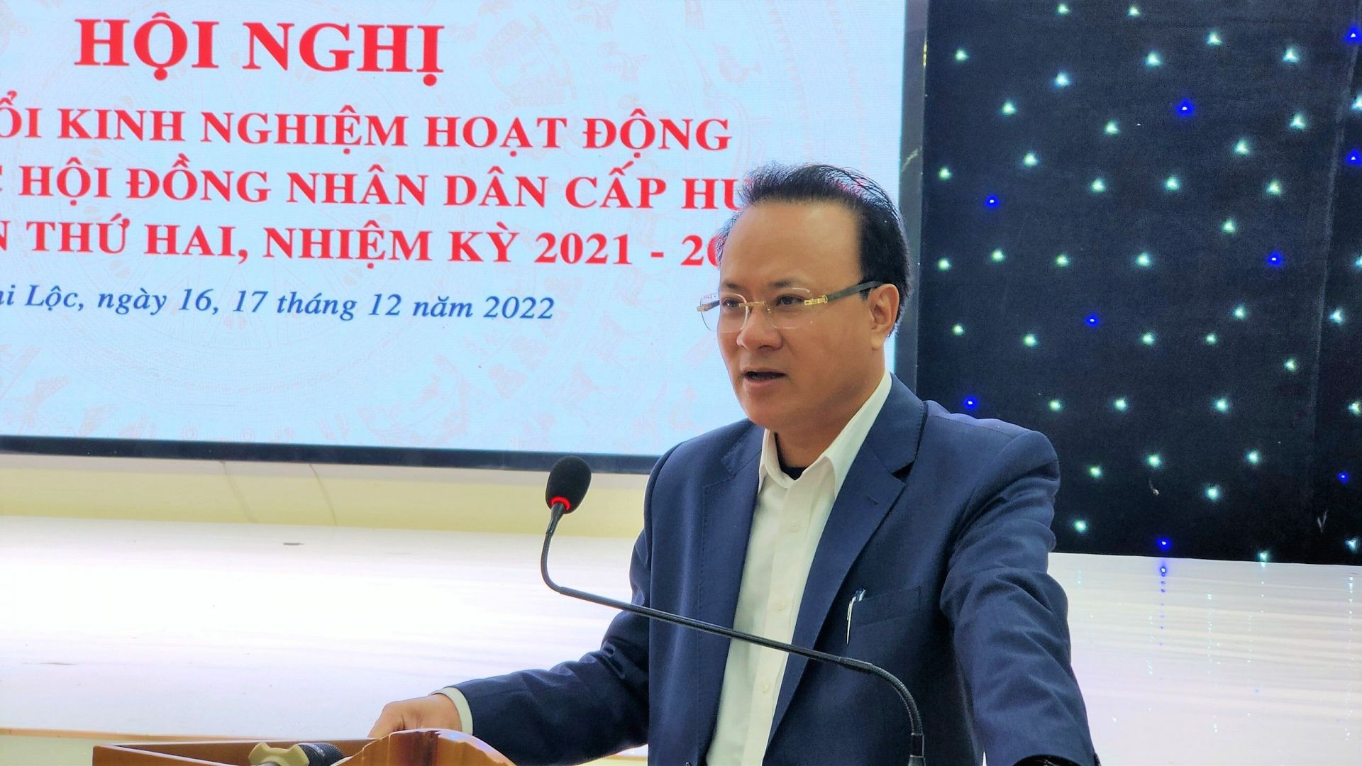 dinh.jpg