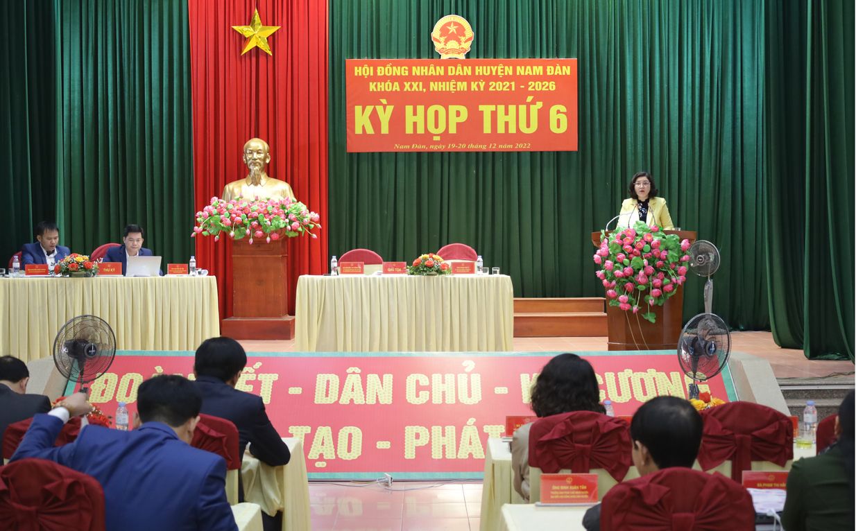 toan-canh-chi-hoa.jpg