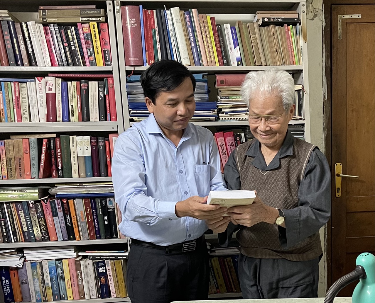 nhac-si-nguyen-tai-tue.jpg