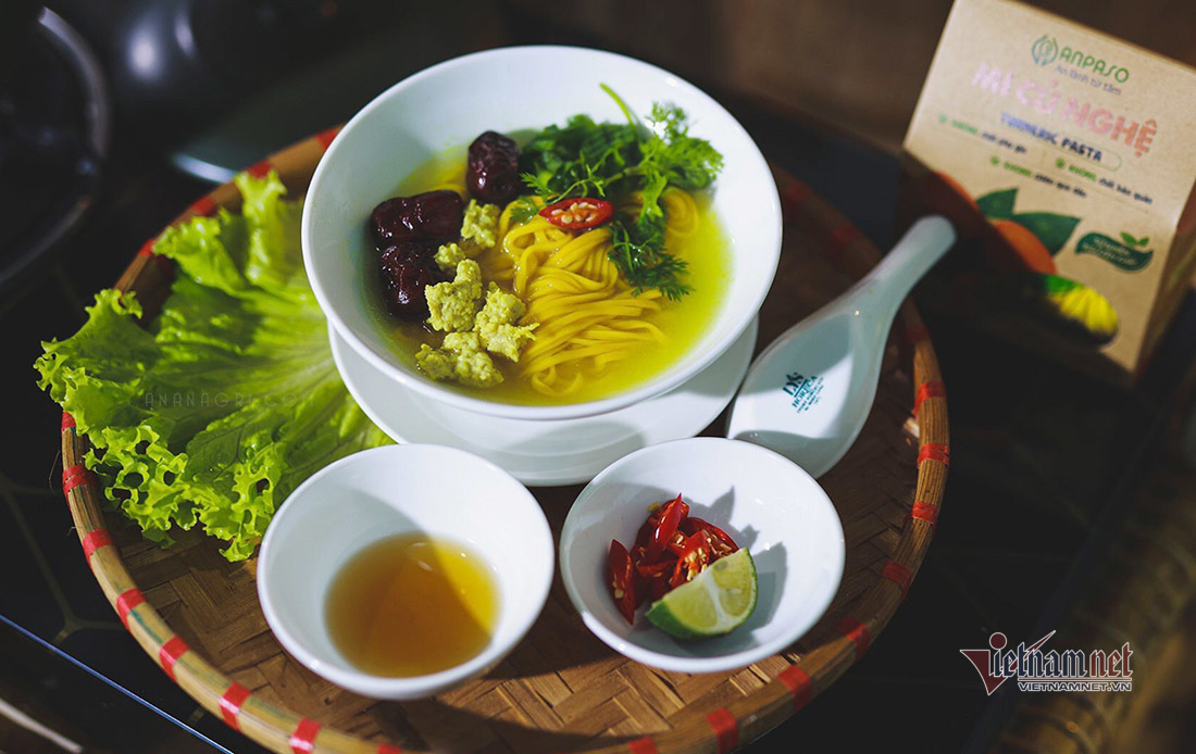 chuyen-ve-nguoi-phu-nu-o-nghe-an-trong-lua-mach-huu-co-dau-tien-3--n1.jpg