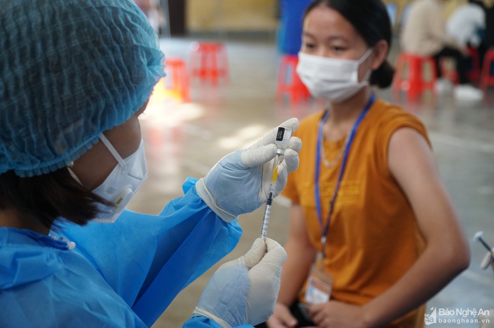 Khởi động lại Chiến dịch tiêm vắc-xin phòng Covid-19 mùa Xuân