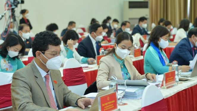 Một số kinh nghiệm hoạt động của Hội đồng nhân dân các tỉnh, thành phố khu vực miền Trung: Ưu tiên ứng dụng công nghệ thông tin, xây dựng hệ thống phần mềm