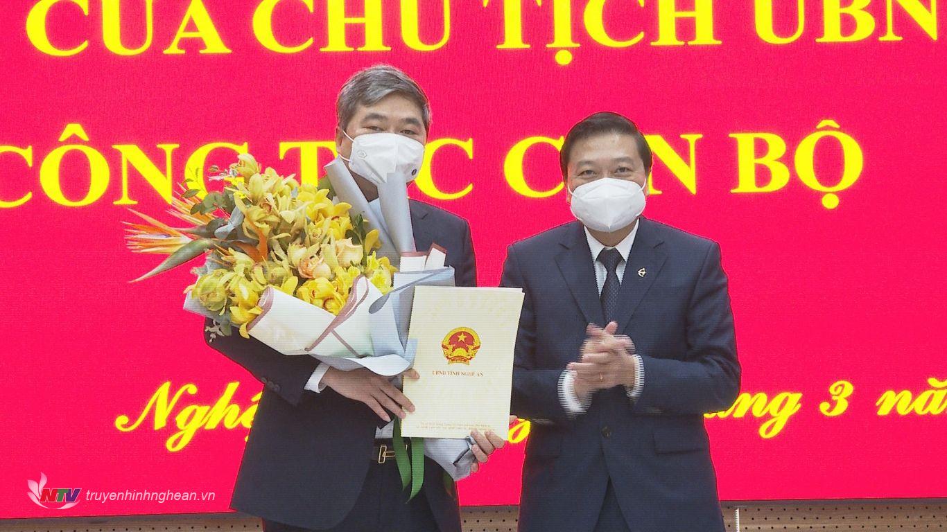 Công bố quyết định bổ nhiệm Phó giám đốc Sở Tài chính Nghệ An