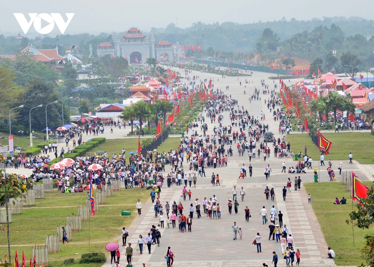 vov_khong_khi_den_hung_truoc_gio_g_1_jltx_20220319072338.jpg