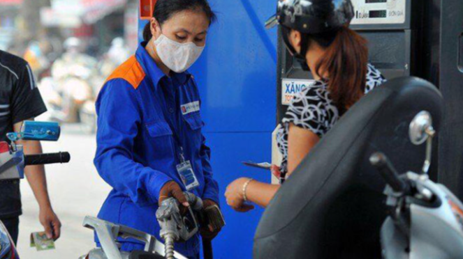 Đề xuất miễn thuế tiêu thụ đặc biệt với xăng, dầu