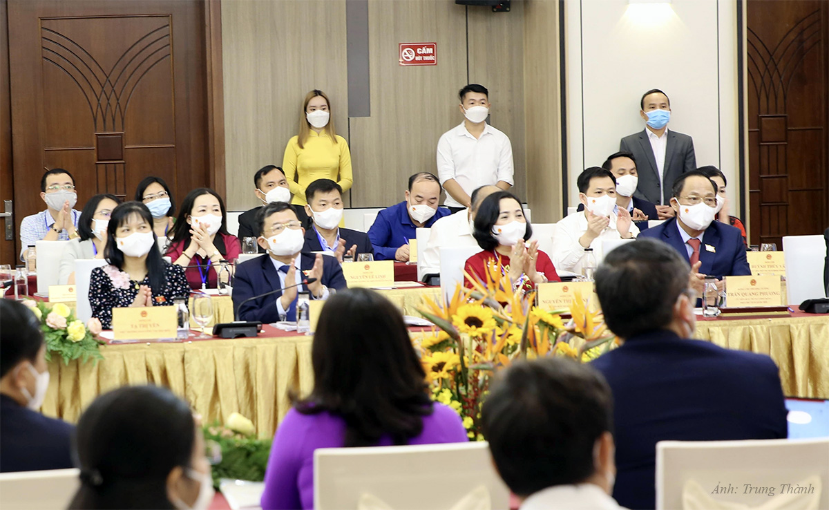 20220306210820hoi-nghi-a12.jpg