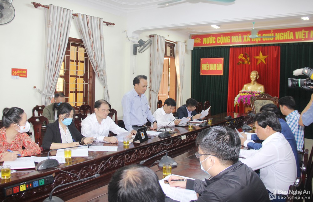 Thường trực HĐND tỉnh khảo sát cơ sở vật chất dôi dư sau sáp nhập tại huyện Nam Đàn