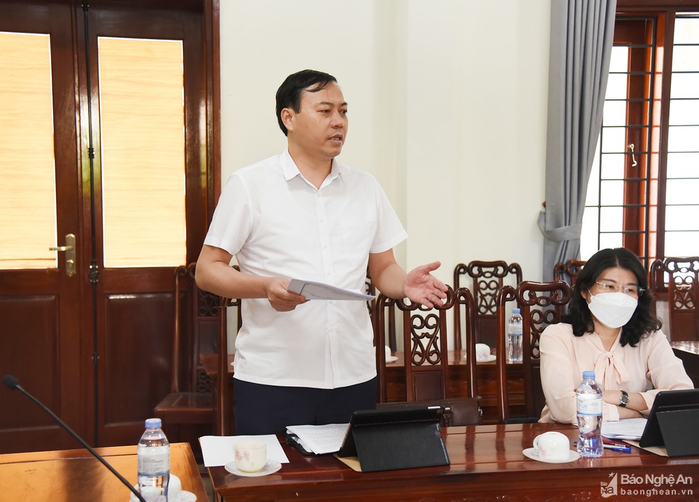bna_athai9503124_2542022.jpg