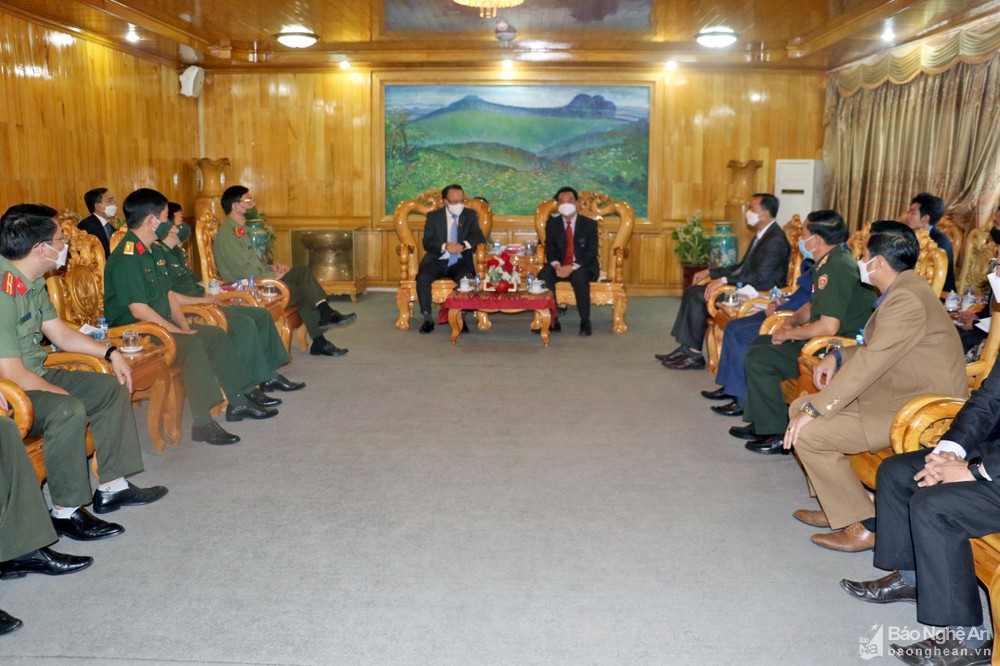 bna_toan_canh_buoi_lam_viec6242006_642022.jpg