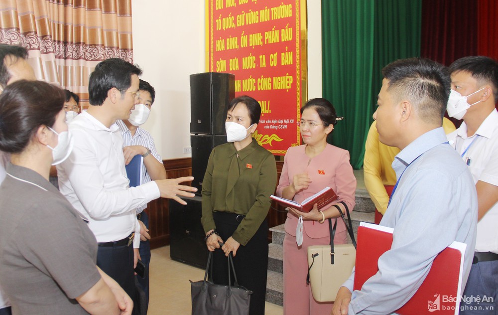 bna__mai_hoa_ao_doi1476366_552022--n1.jpg