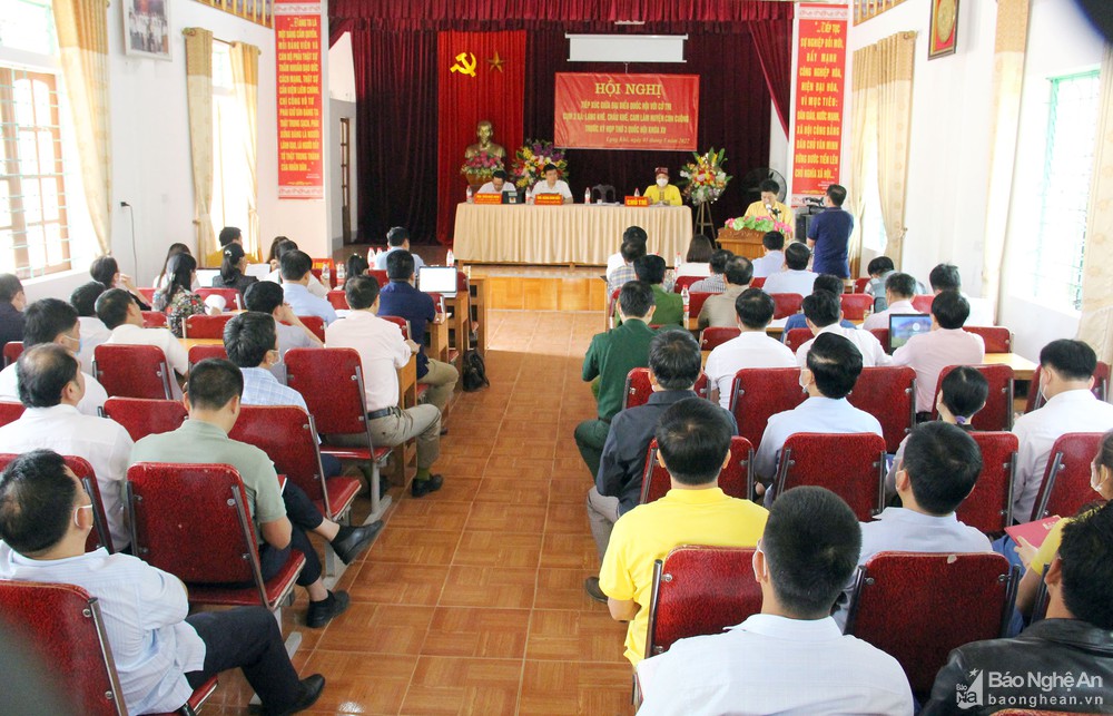 bna_tiep_xuc_cu_tri_con_cuong_thanh_quynh1433775_552022.jpg