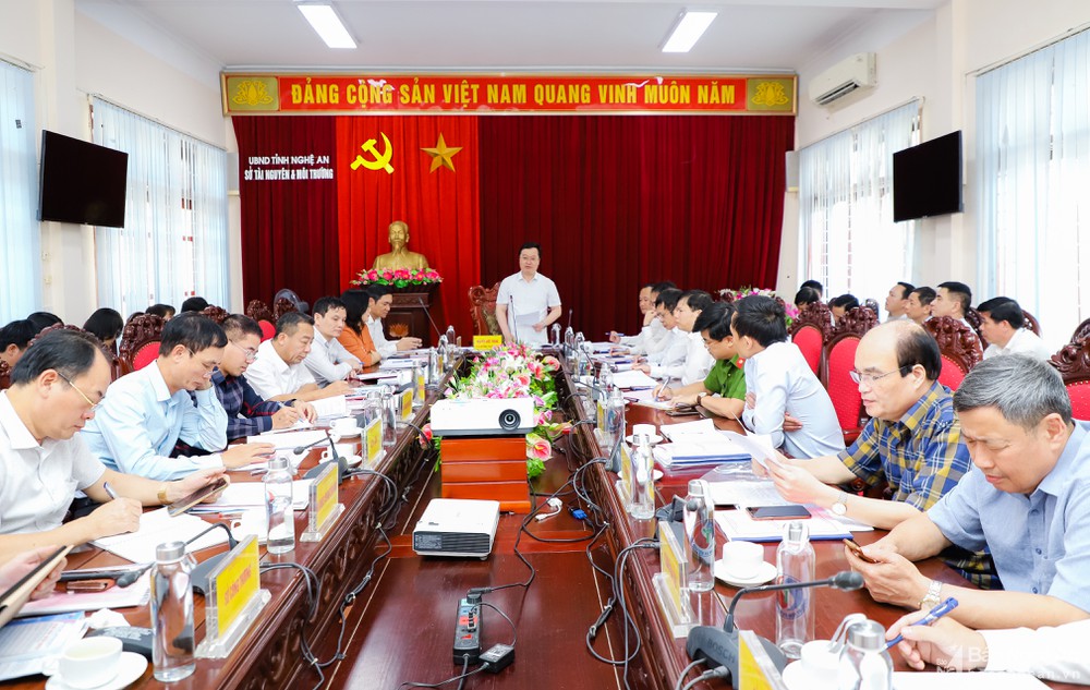 bna_toan_canh_buoi_lam_viec3471820_552022.jpg
