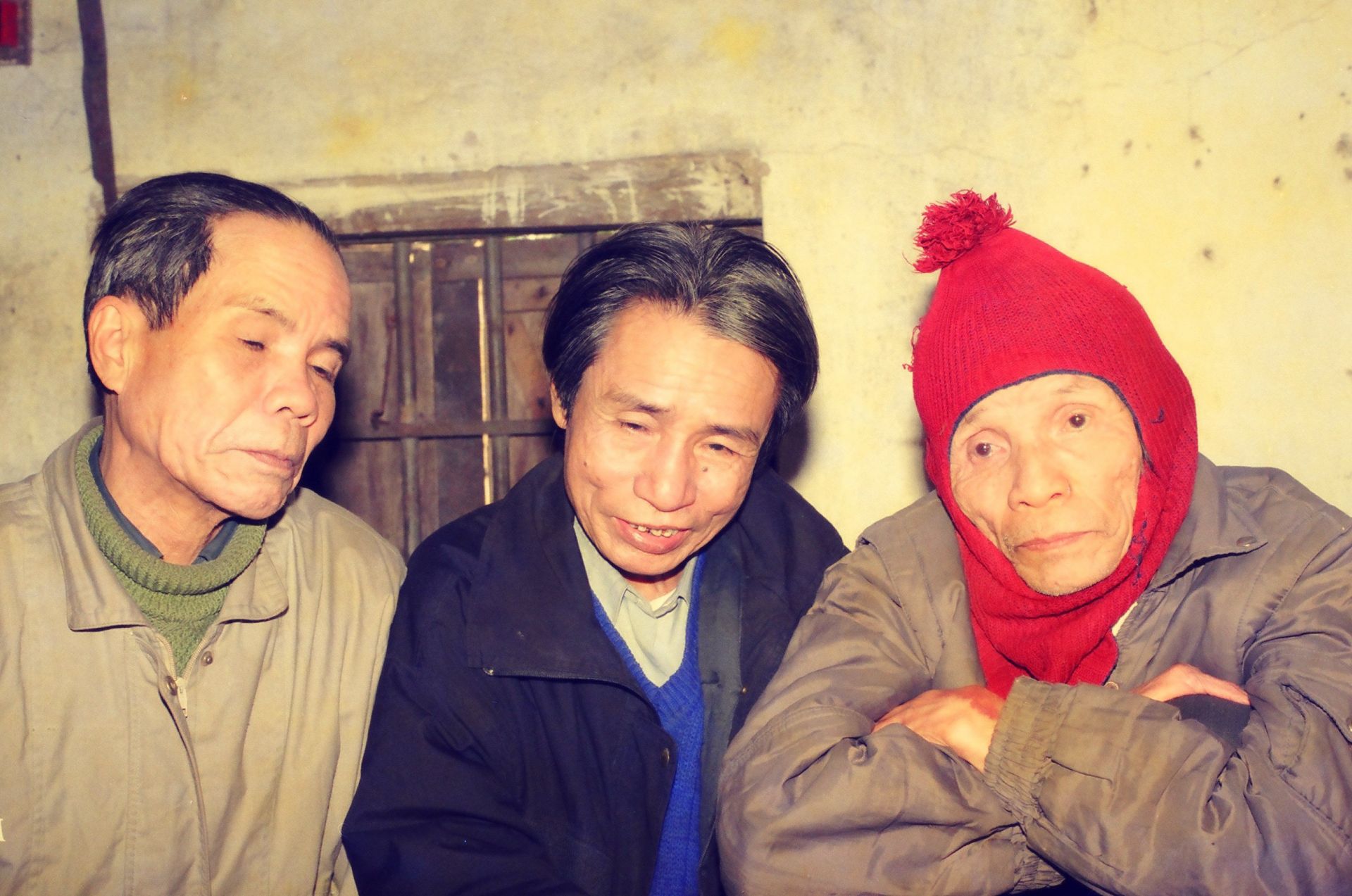 nha-tho-tht-va-nha-nghien-cuu-thai-kim-dinh-trong-mot-lan-gap-go.jpg