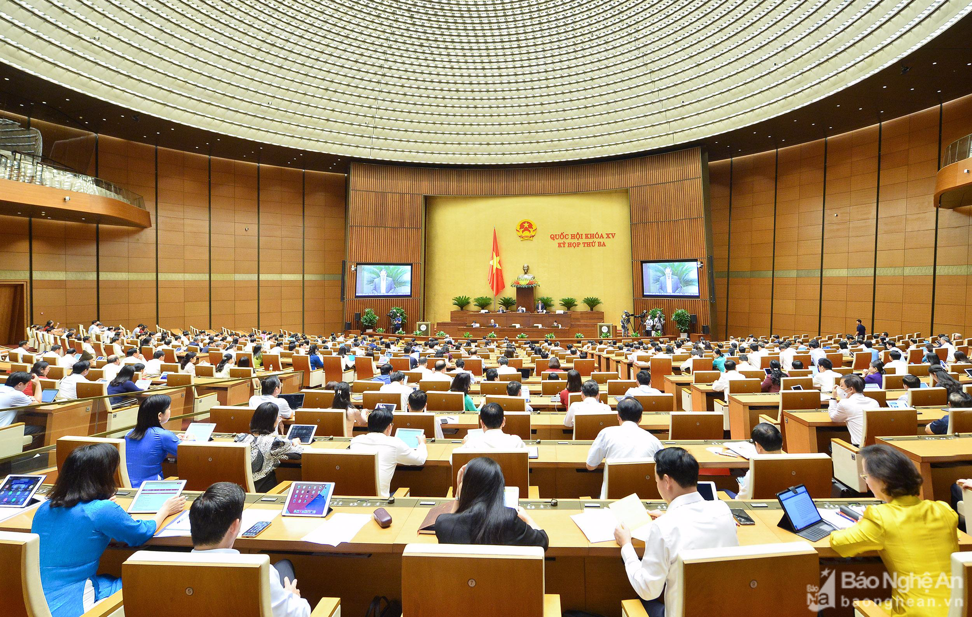 adgsflkajtoan-canh-1807.png