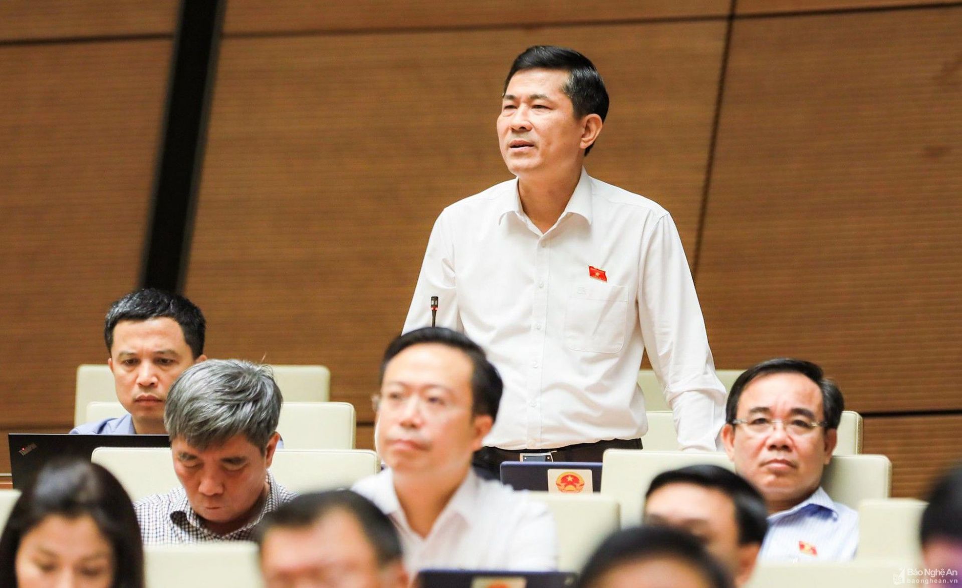 Giáo sư Thái Văn Thành nêu ý kiến về giá sách giáo khoa tại diễn đàn Quốc hội