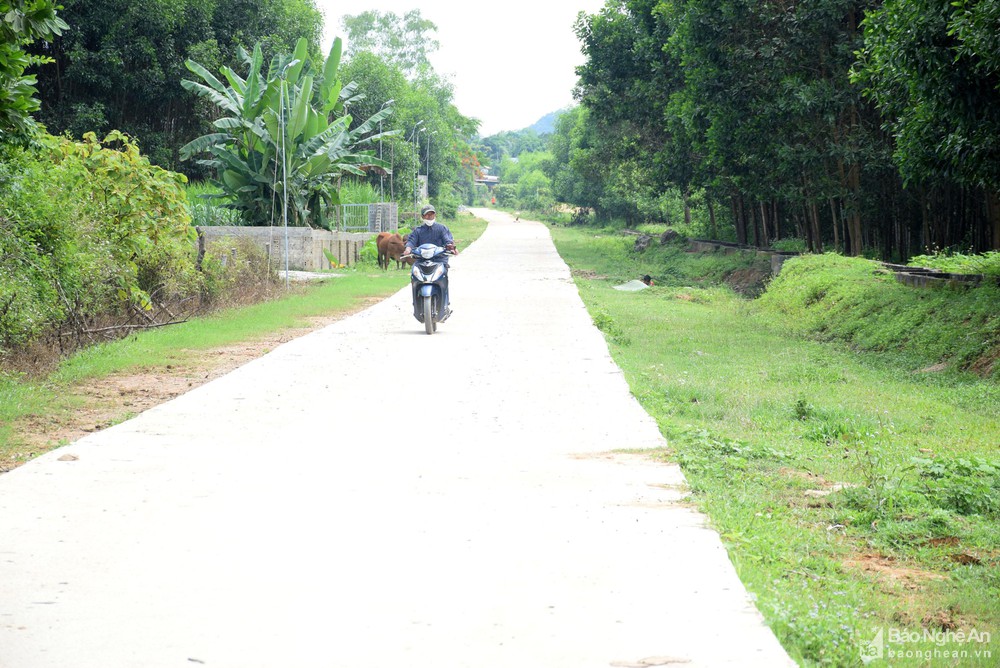 bna-hien-nay-phan-lon-cac-xa-dang-ky-ve-dich-ntm-nam-2022-chua-dat-tieu-chi-giao-thong-5019.jpg