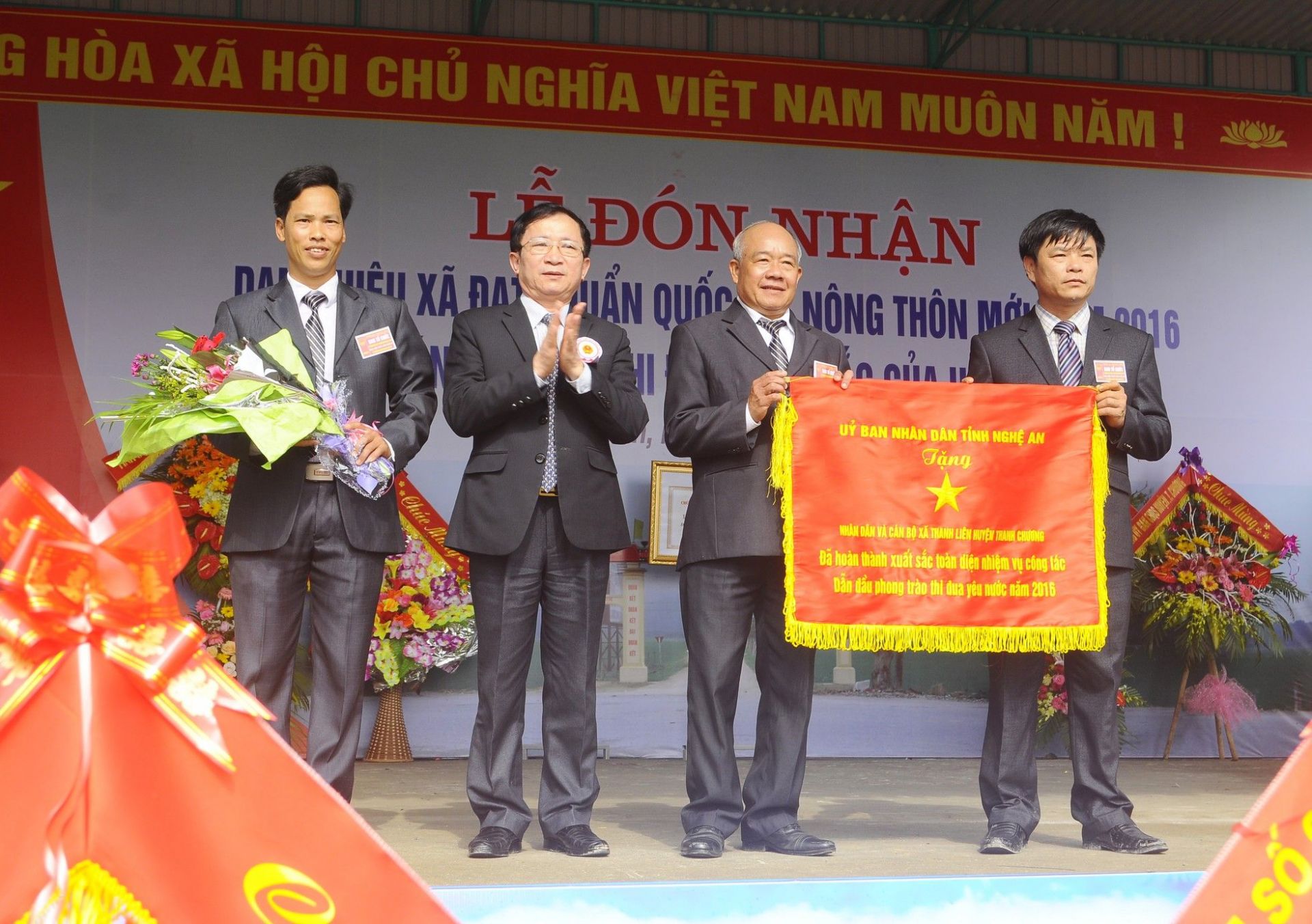 phan-ba-ngoc.jpg