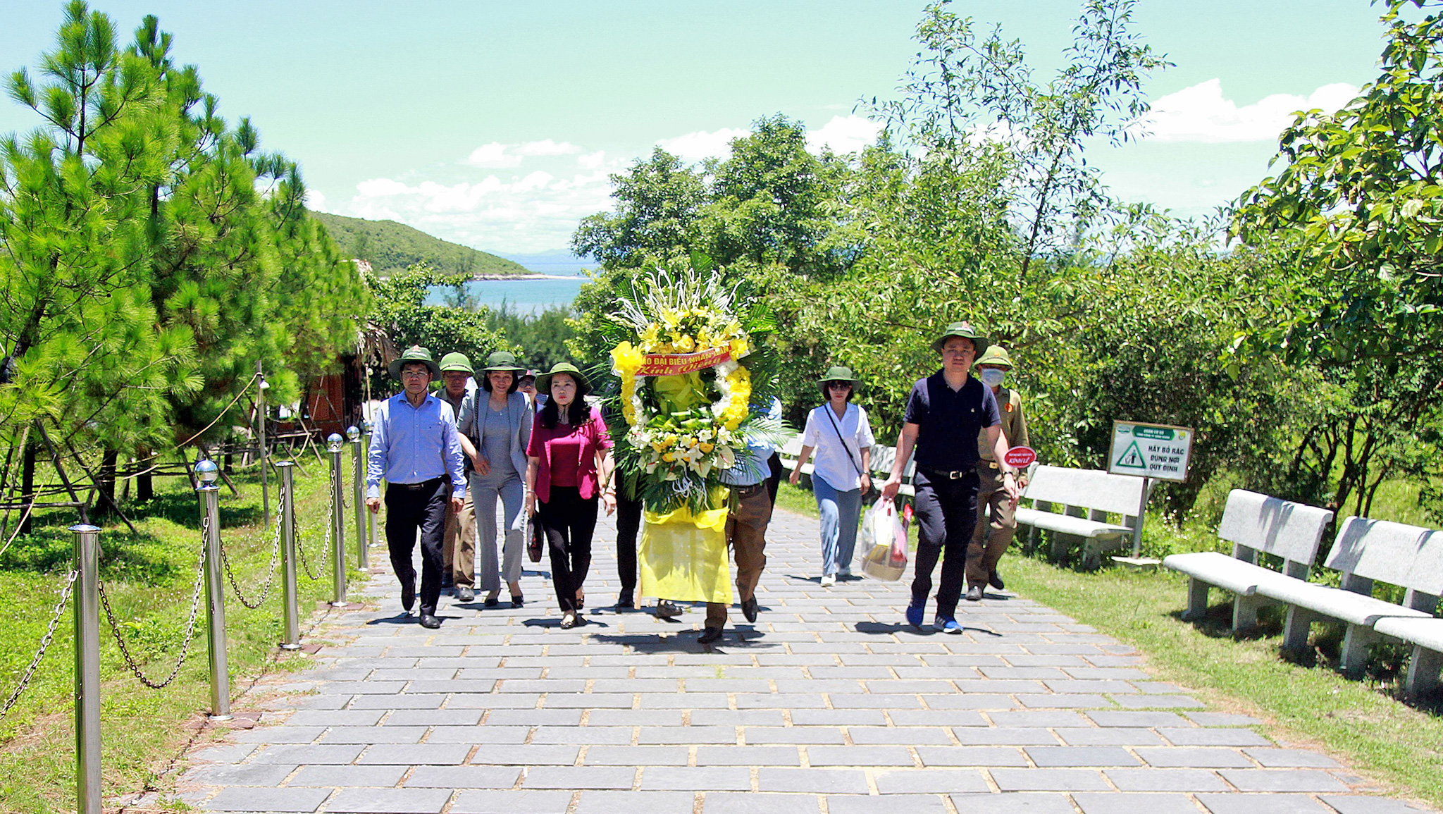 tbt-dang-huong-a12-1658673474386.jpg