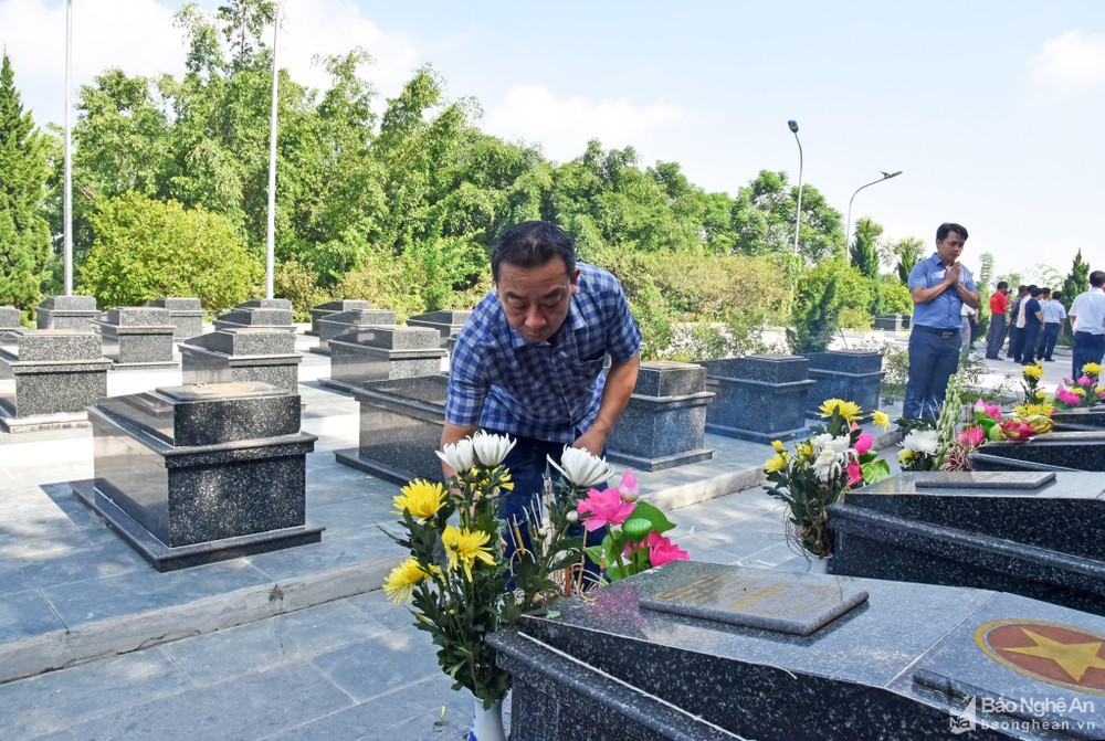 bna-a-de-dang-huong-95.jpg