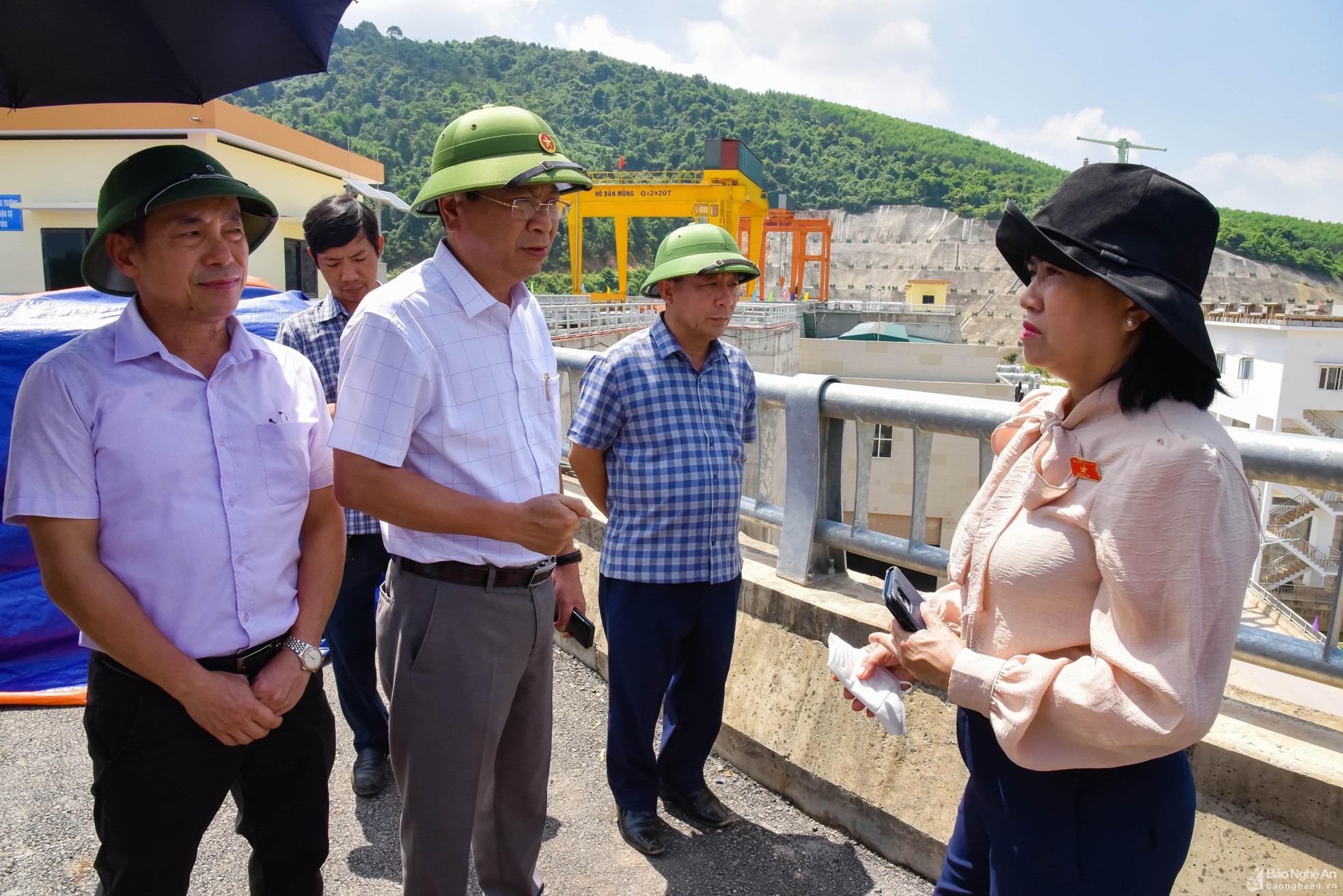 bna-kiem-tra-thuc-dia-du-an-ban-mong-552.jpg