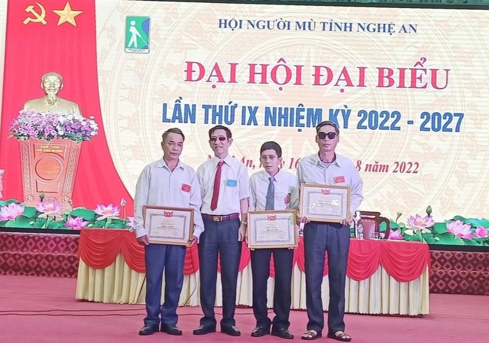 58a214a2faa93ff766b8-5692-232.jpg