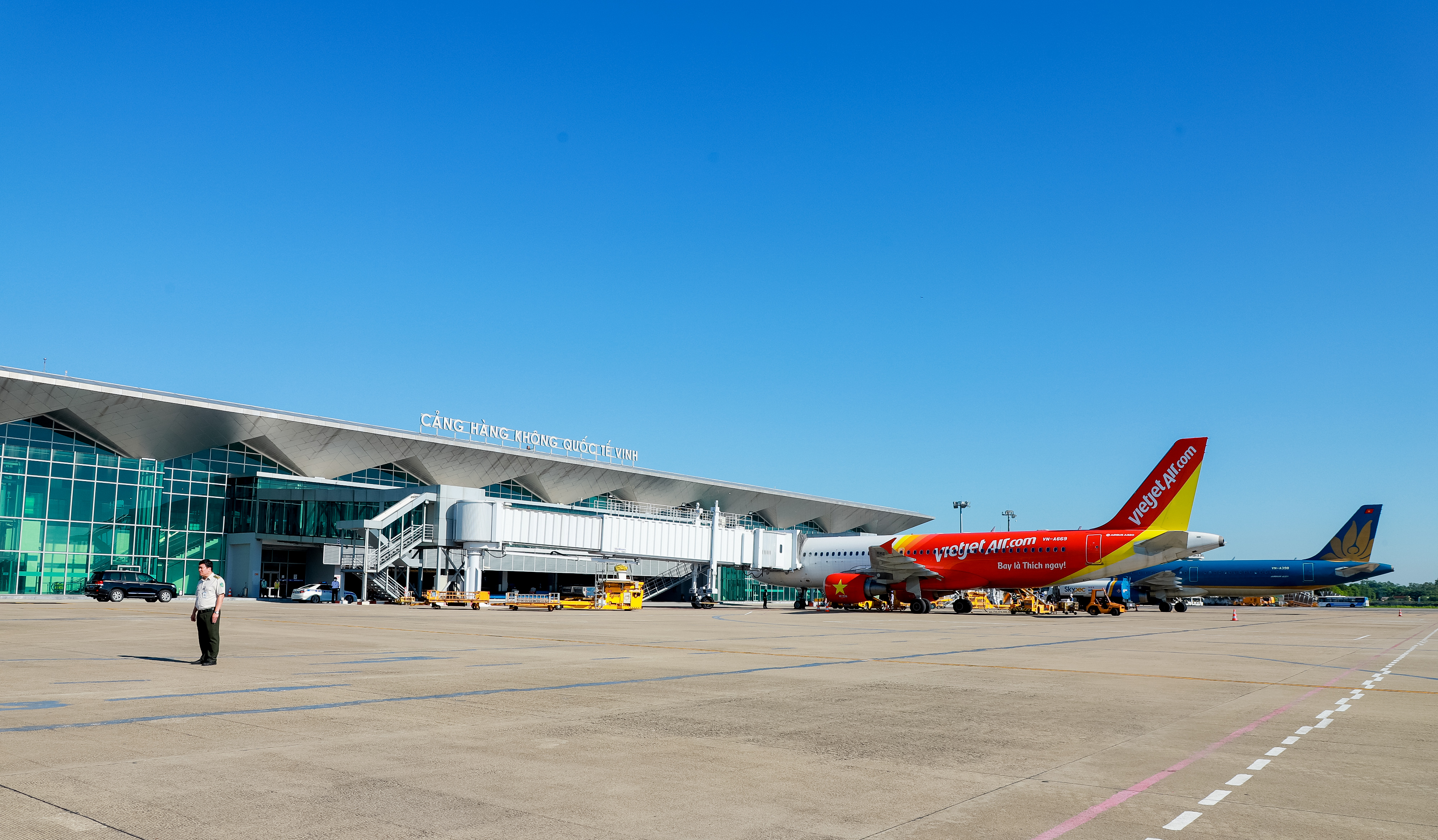 6--Cang-hang-khong-quoc-te-Vinh.%5B1%5D.JPG