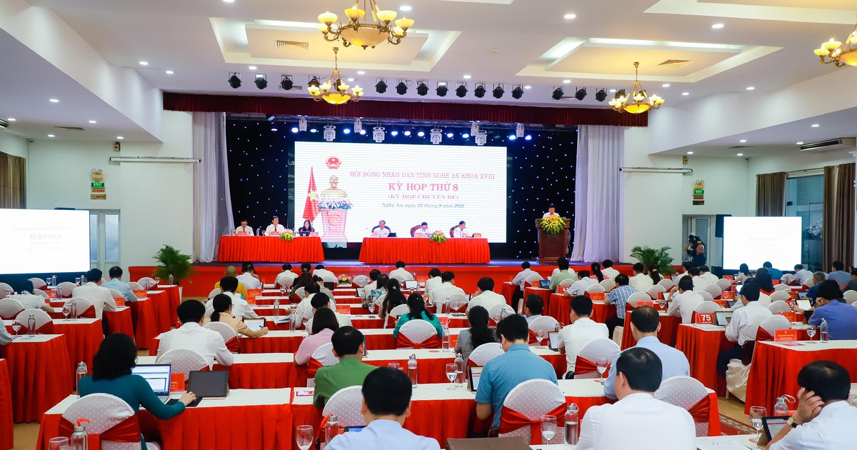 Khai mạc Kỳ họp thứ 8, HĐND tỉnh Nghệ An khóa XVIII, nhiệm kỳ 2021