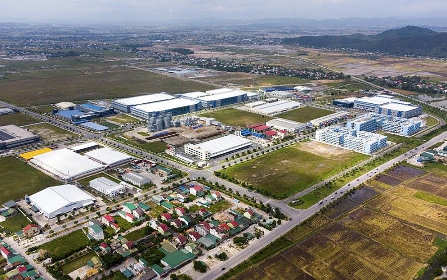 khu-kinh-te-dong-nam-nghe-an-dang-la-diem-den-hap-dan-voi-cac-nha-dau-tu-fdi.jpg