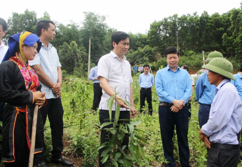 lanh-dao-tinh-kiem-tra-chuong-trinh-xay-dung-nong-thon-moi-tai-mot-so-dia-phuong.jpg