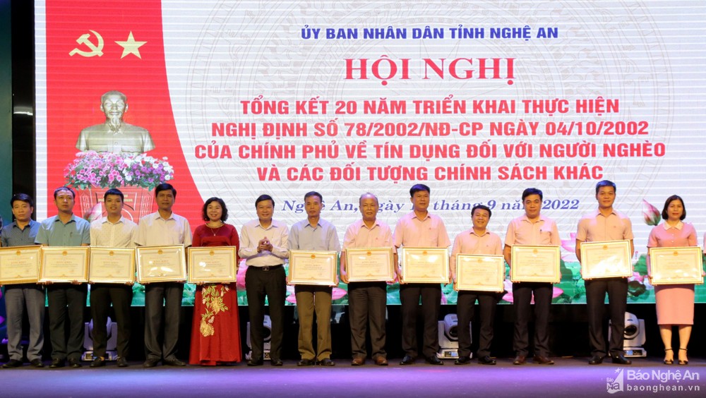 bna-trao-o-1560.jpg