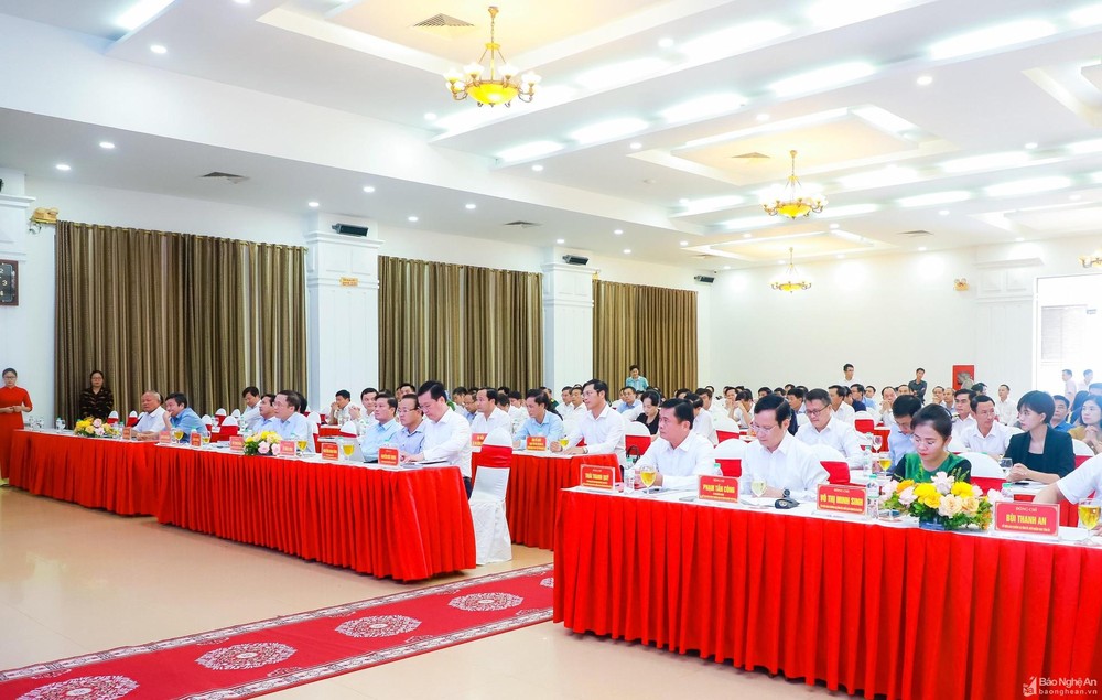 hoi-nghi-6130.jpg