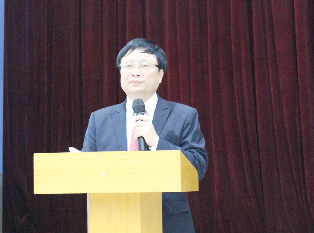 anh-anh-long-phat-bieu-1511.jpg