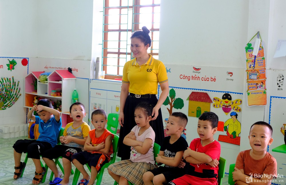 bna-nhieu-giao-vien-mam-non-khong-co-luong-trong-nhieu-thang-khien-cuoc-song-gap-nhieu-kho-khan-anh-my-ha-3626--n1.jpg
