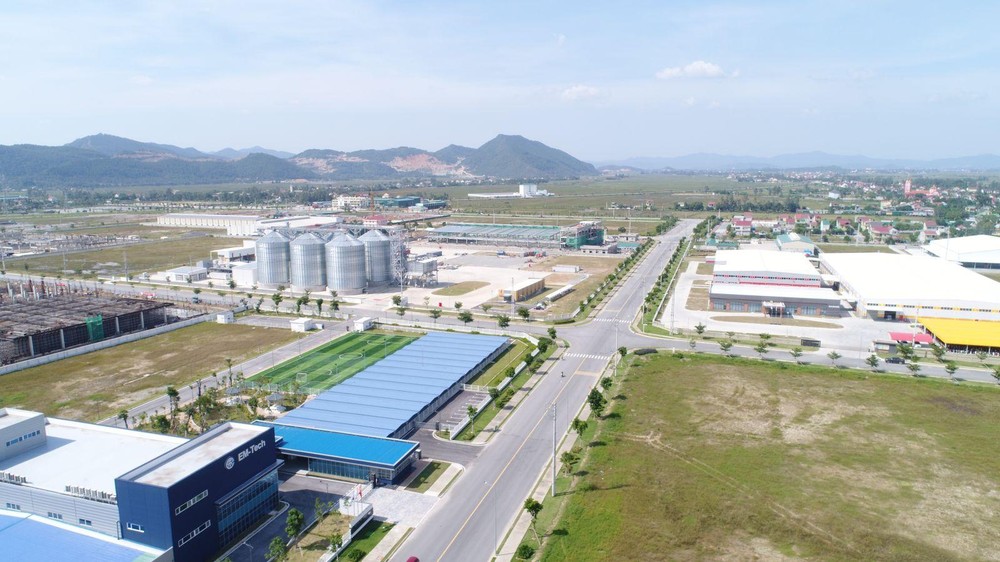 kcn-vsip-nghe-an-1-nhin-tu-tren-cao-9627--n1.jpg