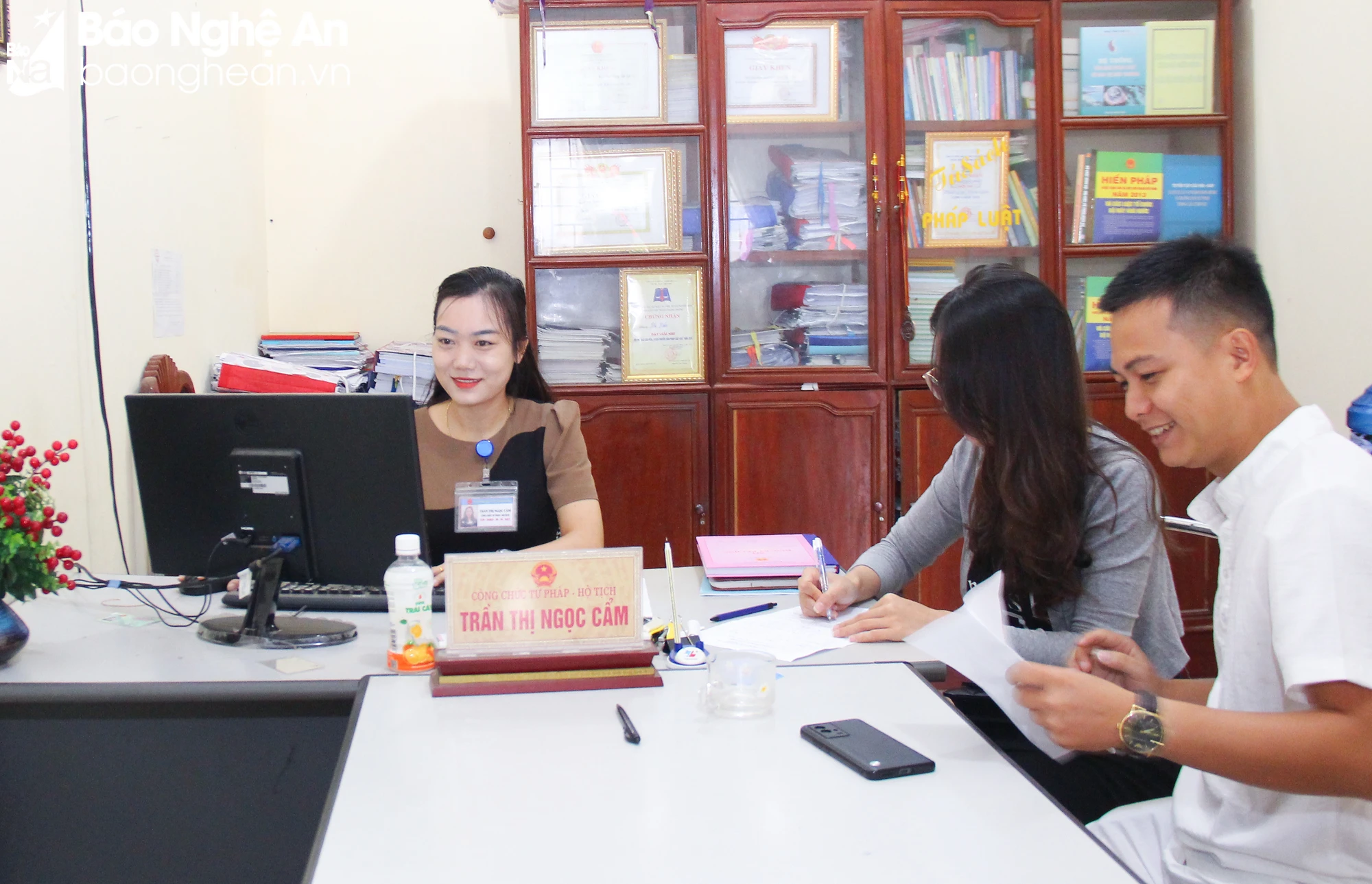 bna-mh6-6803.jpg.webp